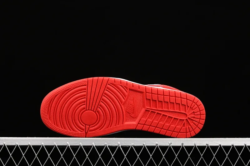 All Categories Air Jordan Jordan Series Basketball Shoes Air Jordan 1 Mid Air Jordan 1 Mid AJ1 Joe 1 White Orange Mid-top Versatile Casual Sports Shoes BQ6472-116